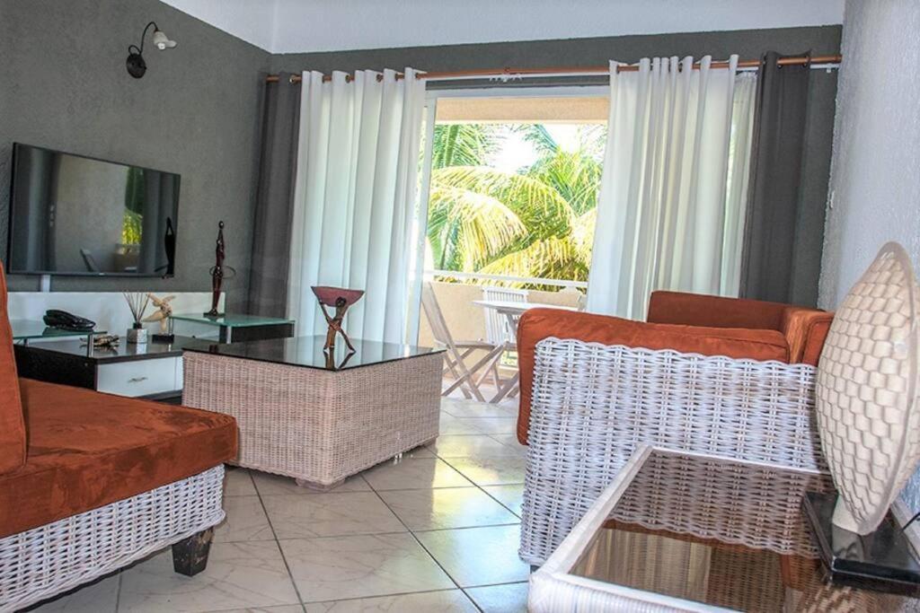 Charming Residence Near The Beach-Orchidees Flic en Flac Екстер'єр фото