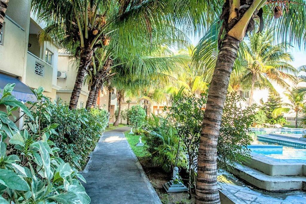 Charming Residence Near The Beach-Orchidees Flic en Flac Екстер'єр фото